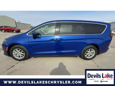 2021 Chrysler Voyager LX