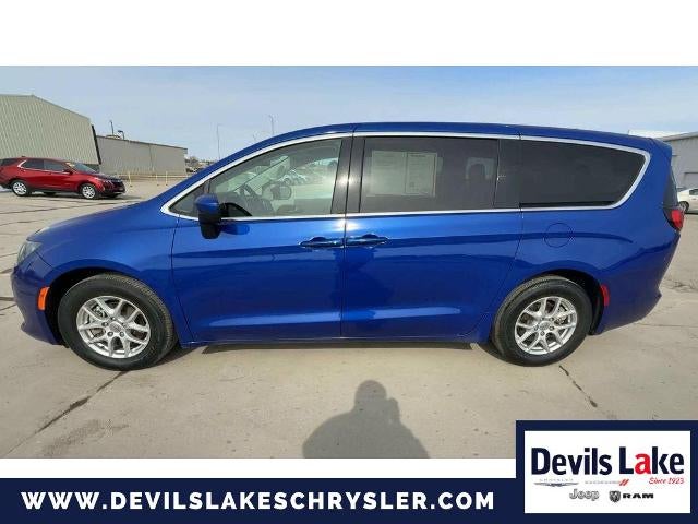 2021 Chrysler Voyager LX