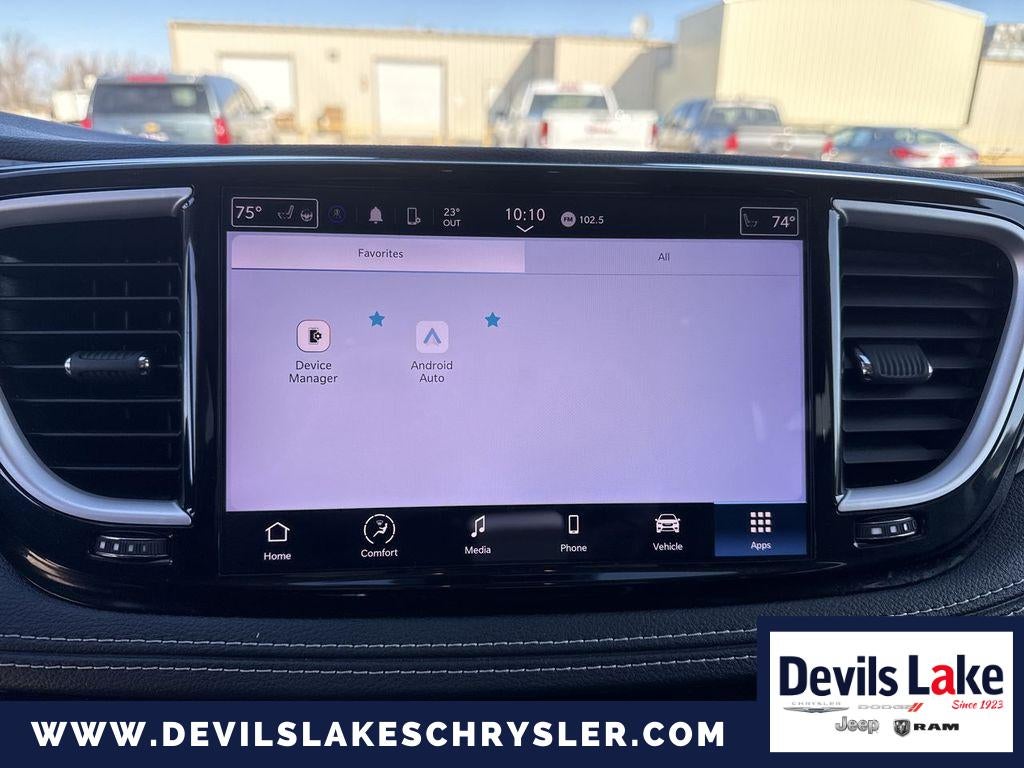 2022 Chrysler Pacifica Touring L