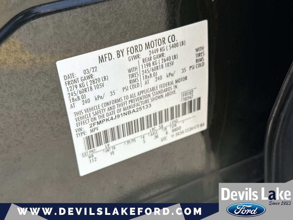 2022 Ford Edge Base