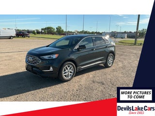 2022 Ford Edge Base