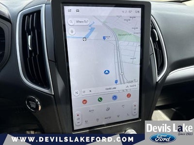 2022 Ford Edge Base