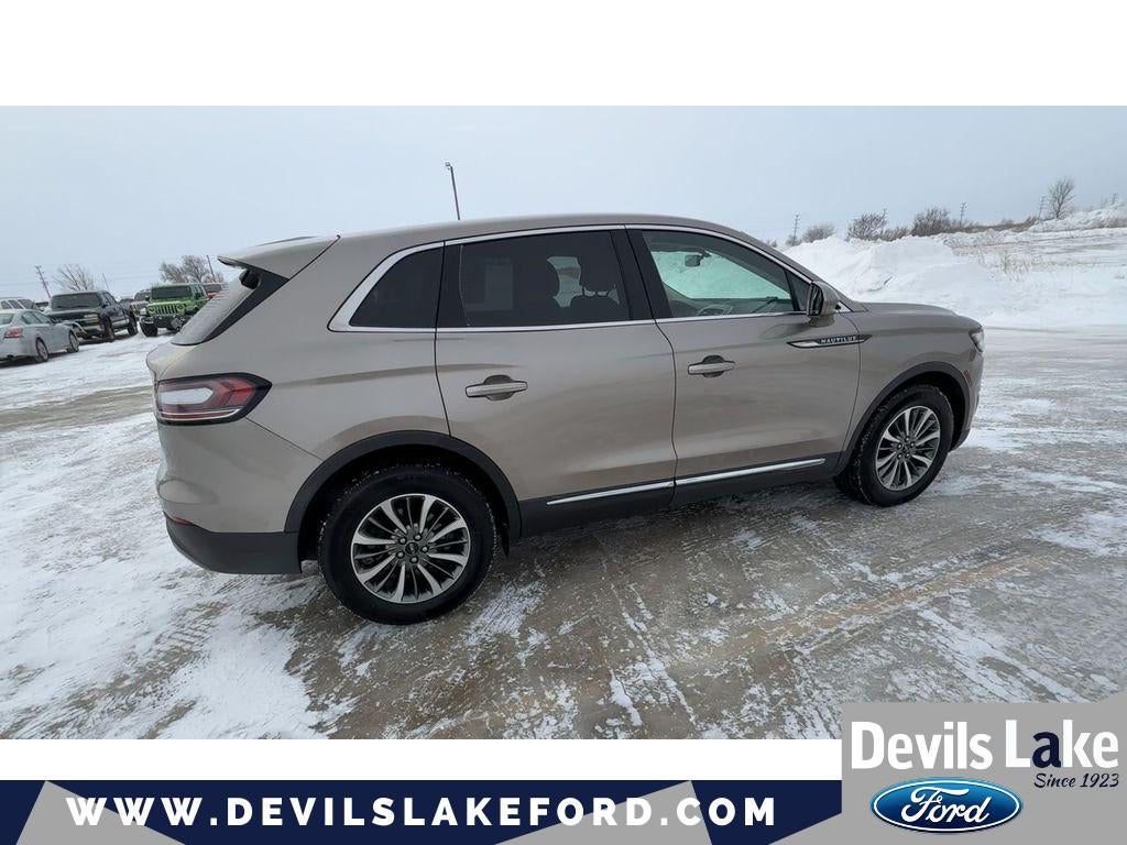 2019 Lincoln Nautilus Select