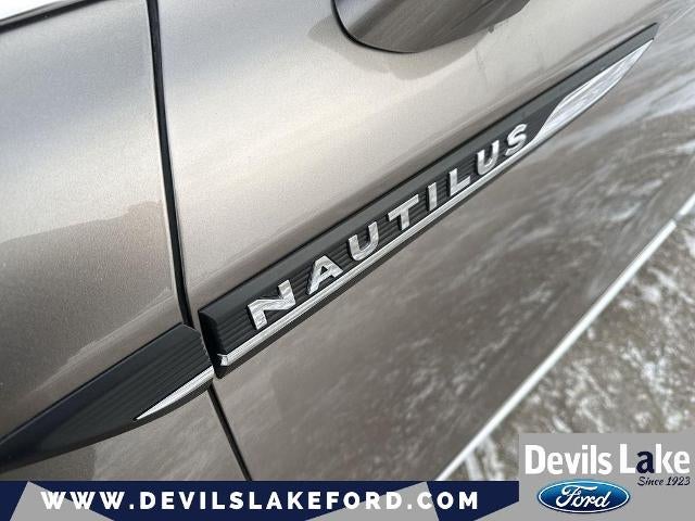 2019 Lincoln Nautilus Select