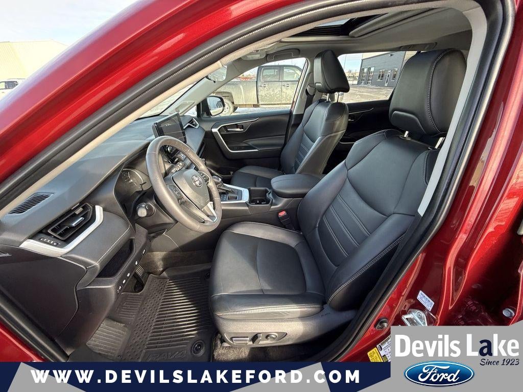 2023 Toyota RAV4 XLE Premium