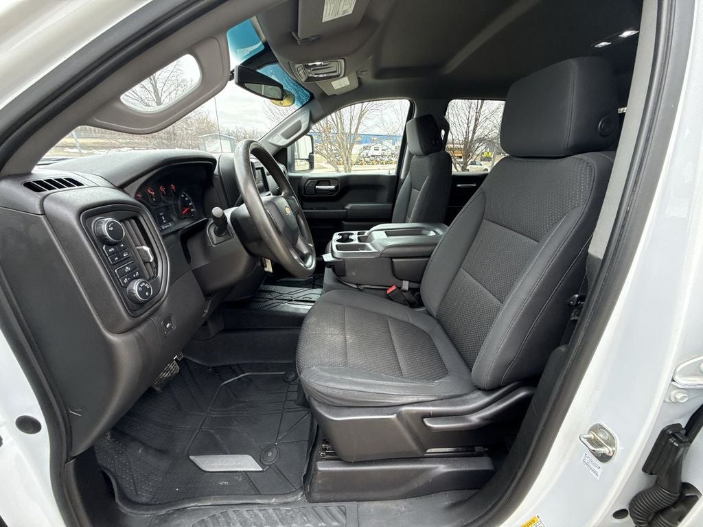 2020 Chevrolet Silverado Custom