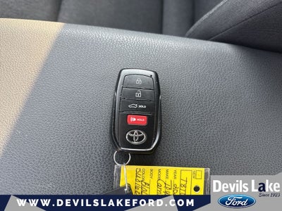 2025 Toyota Camry Hybrid LE