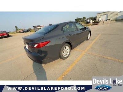 2025 Toyota Camry Hybrid LE