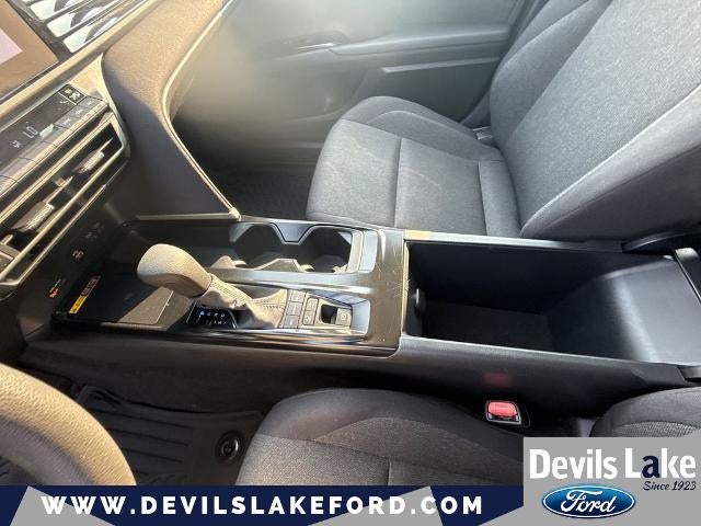 2025 Toyota Camry Hybrid LE