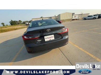 2025 Toyota Camry Hybrid LE