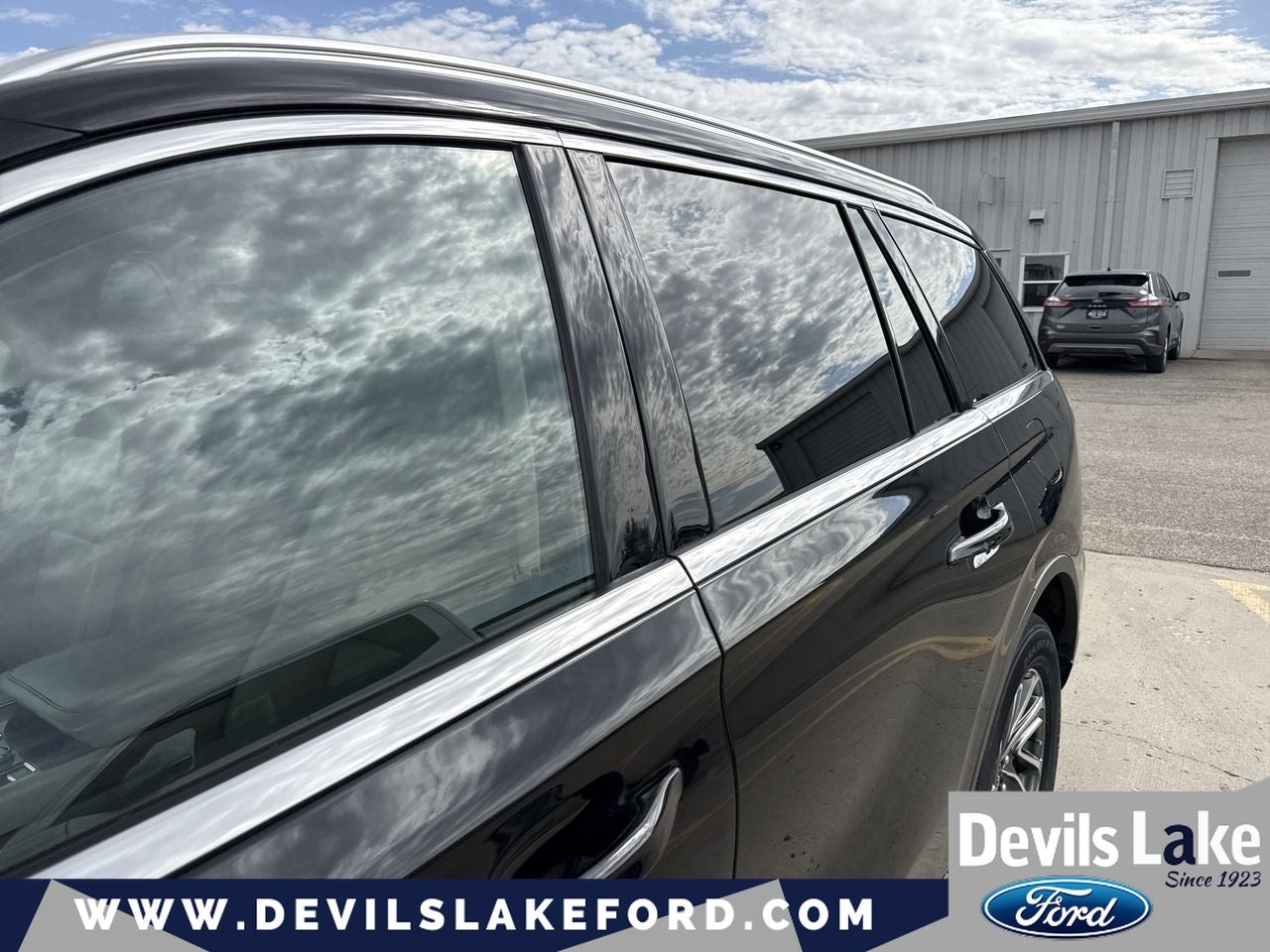 2023 Lincoln Aviator Standard